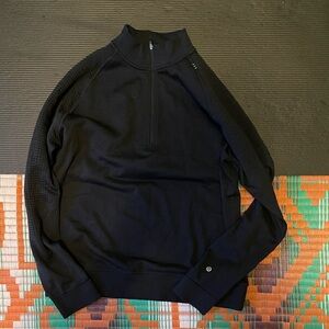 Lululemon engineered warmth quarter zip